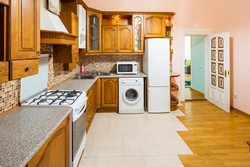 Do Lvova Central Apartments Exterior foto